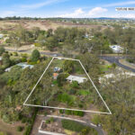 10 Cawdor Drive, HIGHFIELDS, QLD 4352