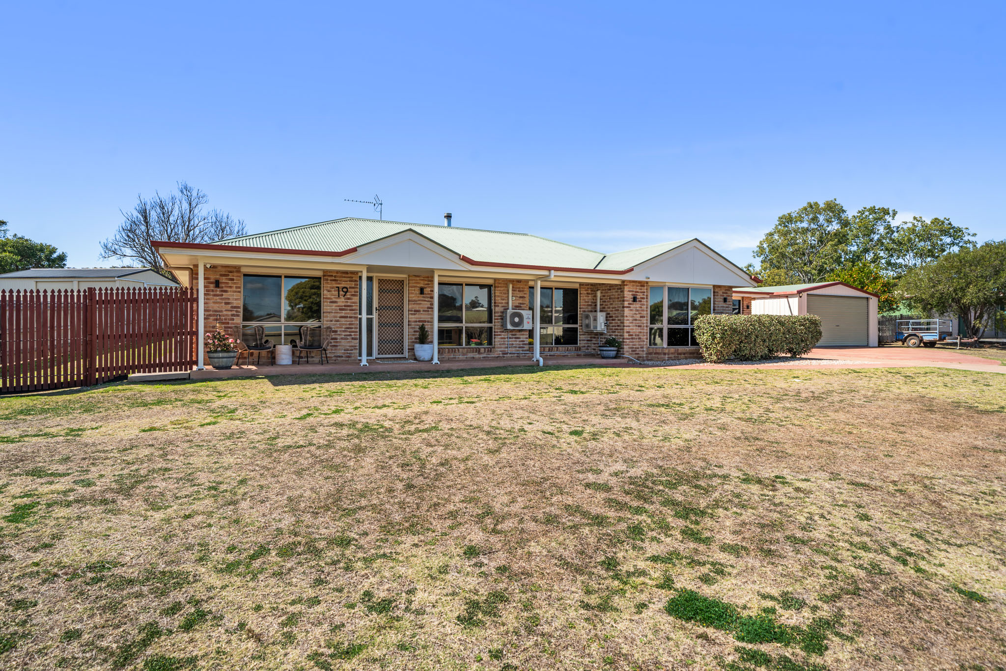 19 Westfield Drive, WESTBROOK, QLD 4350