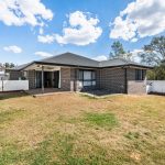 23 Melanie Street, COTSWOLD HILLS, QLD 4350