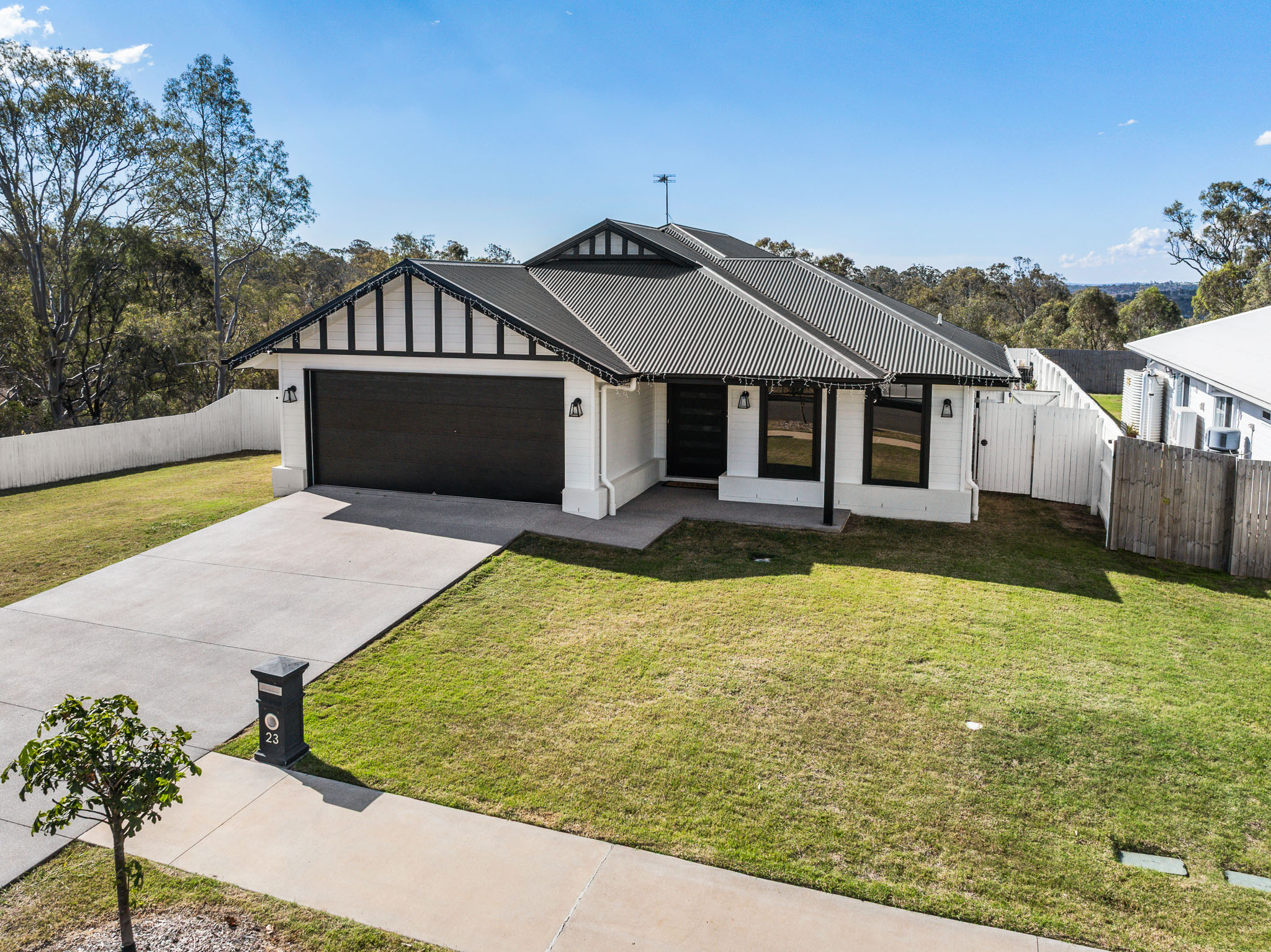 23 Melanie Street, COTSWOLD HILLS, QLD 4350