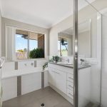 8 Paige Place, HELIDON, QLD 4344