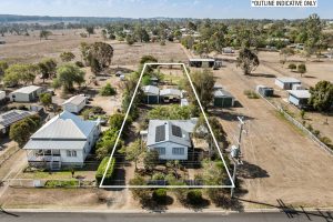 15 Peters Street, GOOMBUNGEE, QLD 4354