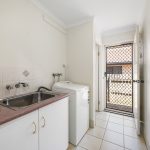 10 Macrossan Street, CRANLEY, QLD 4350