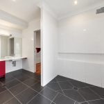 27 Sweeney Street, KEARNEYS SPRING, QLD 4350